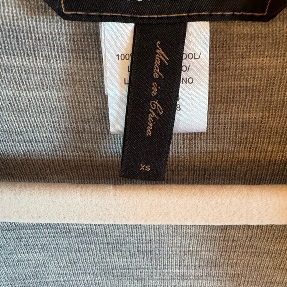 Gray Women's Knit Robe - Picture 5 of 5